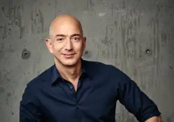 Bezos paga US$ 11.600 millones para competir con SpaceX de Elon Musk