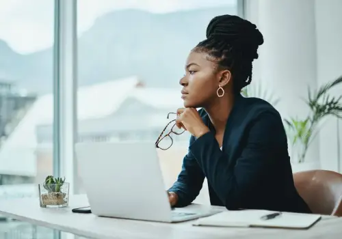 Hoja de ruta para nuevos CEOs: por qué las preguntas correctas valen más que los consejos