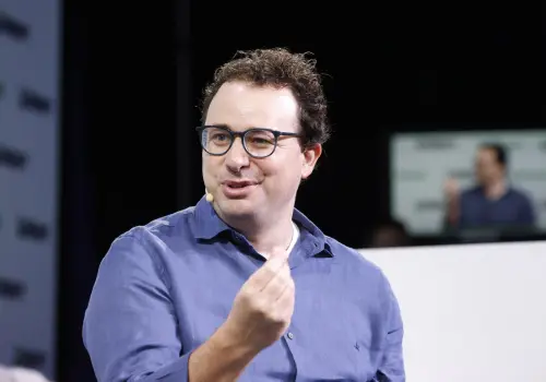 En qué consiste el “Proyecto Panamá” de Anthropic, el polémico plan de IA que implica comprar y destruir millones de libros para entrenar sus modelos