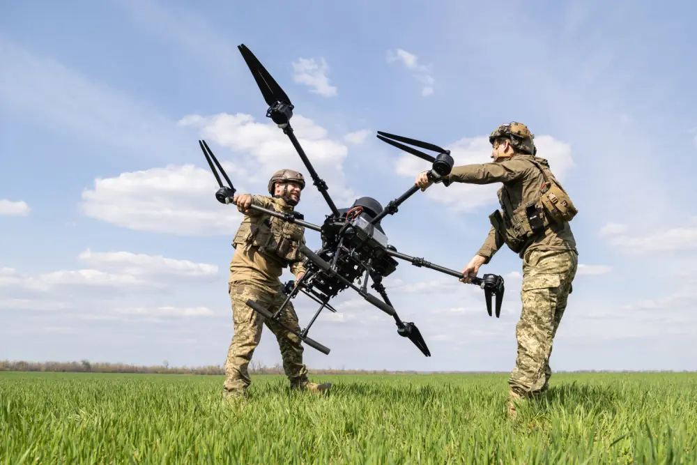 SE PUEDE USAR/Drones de guerra. (Foto: АрміяІнформ, CC BY 4.0 <https://creativecommons.org/licenses/by/4.0>, via Wikimedia Commons).