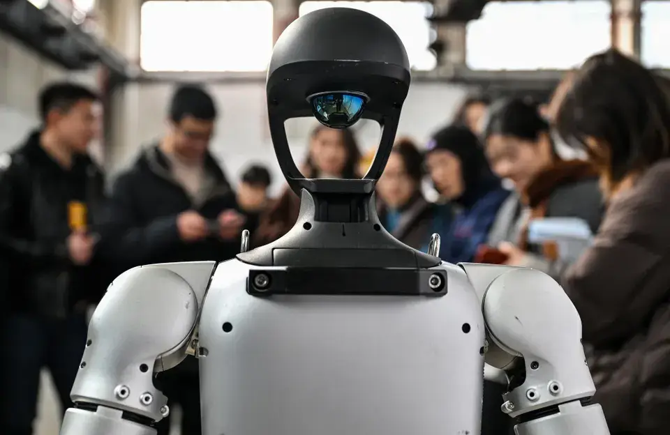 Otro mercado dominado por China: ya fabrica 9 de cada 10 robots humanoides que se venden en el mundo