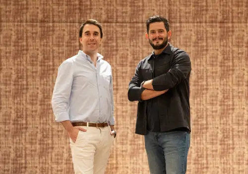 Maxi Casal y Rodrigo Capdevielle lanzaron plataforma de IA que apunta al private equity; ya levantaron ronda de US$ 2 millones
