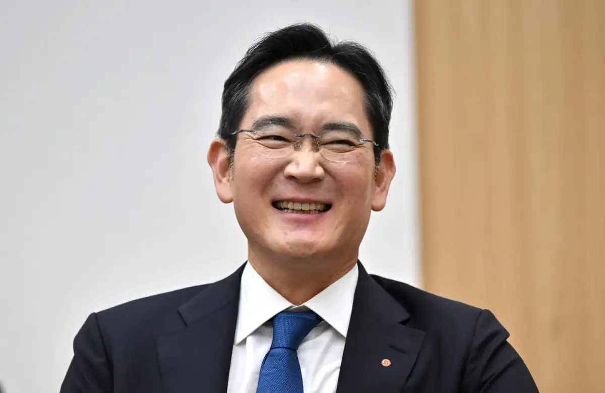 Samsung supera el billón de dólares en valor de mercado y su familia fundadora hace historia en Corea del Sur