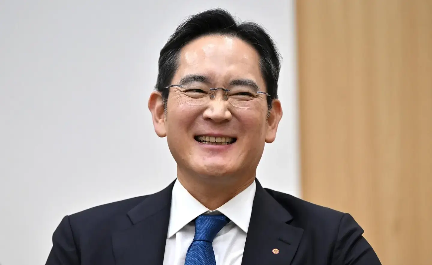 Samsung supera el billón de dólares en valor de mercado y su familia fundadora hace historia en Corea del Sur