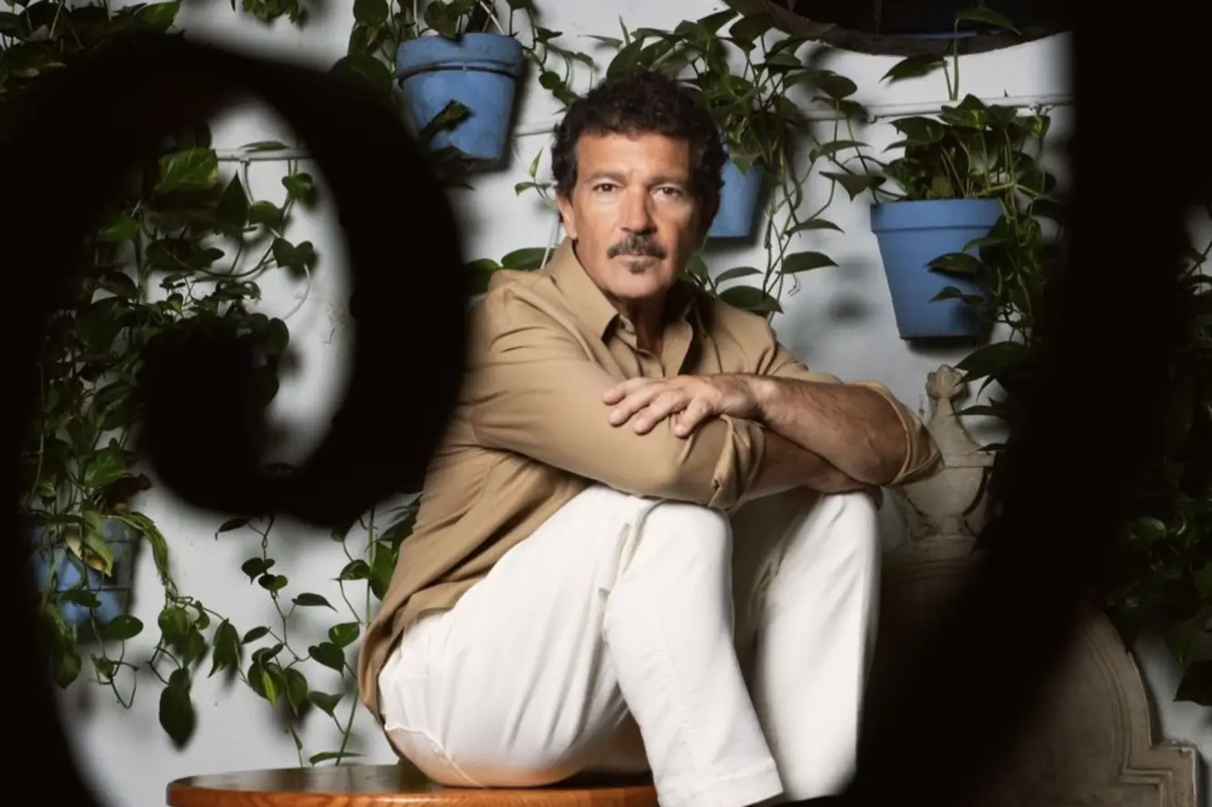 Antonio Banderas - SE PUEDE USAR - (Foto: Instagram @AntonioBanderas)