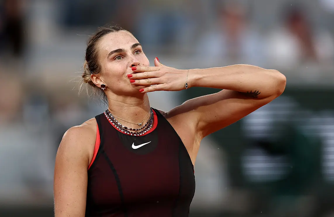 Cuánto valen las joyas de Aryna Sabalenka que usó en Roland Garros