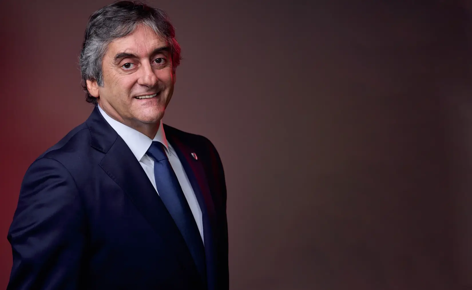 Enzo Francescoli, el uruguayo que convirtió la pasión del fútbol en gestión de élite