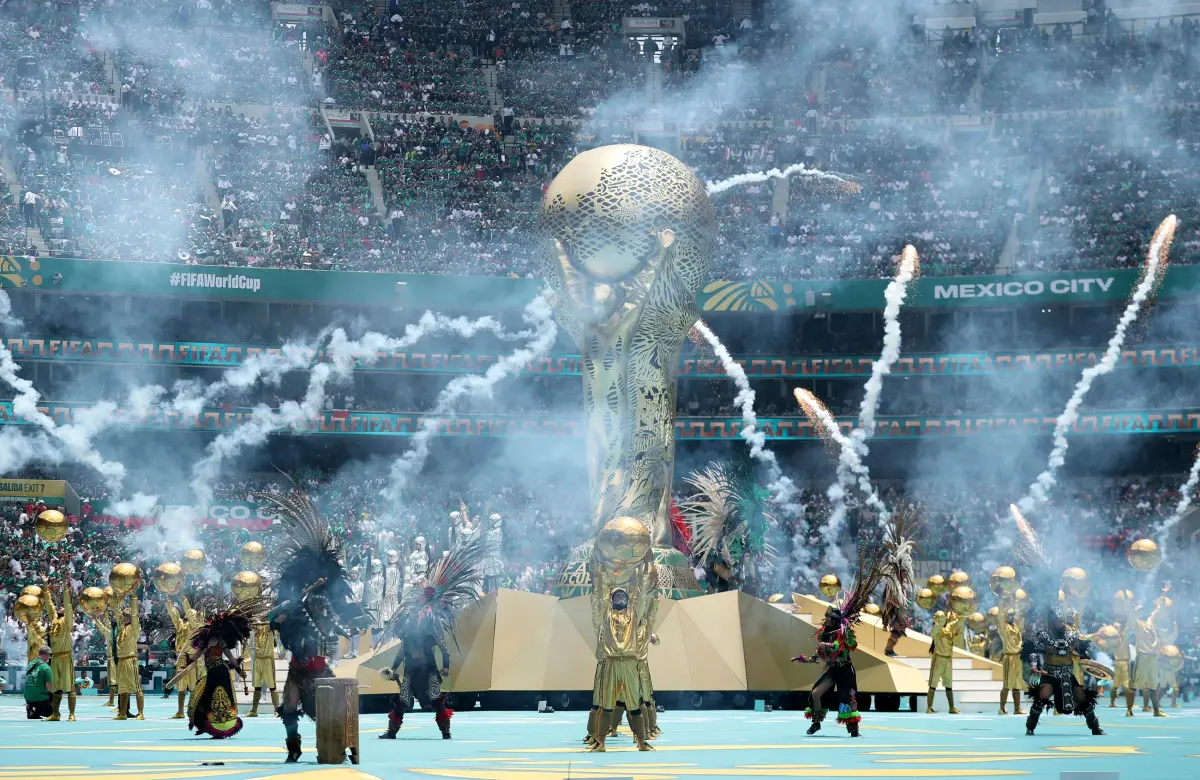 Planeta fútbol: comienza el mundial de los 13.000 millones de dólares