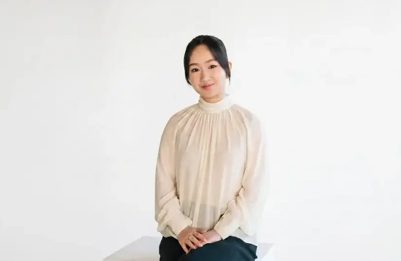 La emprendedora de 22 años que levantó US$ 11,6 millones para llevar la salud femenina a una pulsera