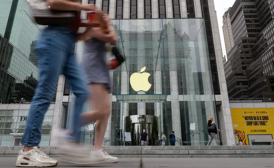 Apple enfrenta una nueva presión de costos y Wall Street mira el impacto en sus ganancias