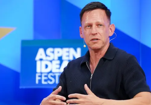 Peter Thiel sobre la batalla por la Inteligencia Artificial: acusó al Papa León XIV de trabajar para China comunista