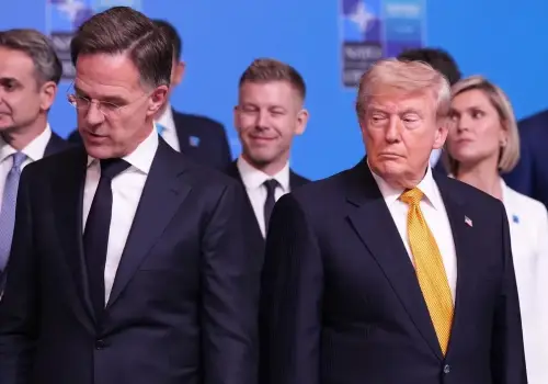Trump dio por terminado el pacto con Irán: sube el petróleo y caen los mercados