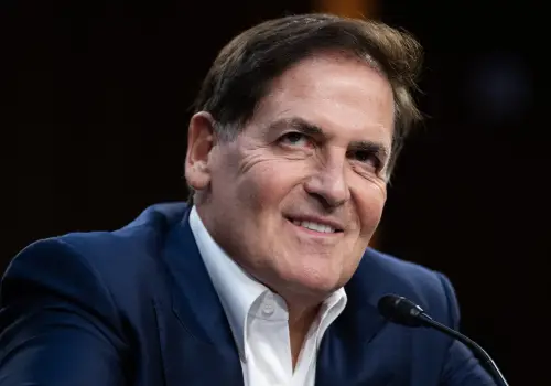 Las 5 reglas de oro de Mark Cuban, el millonario de Shark Tank, para hacer negocios en la era de la IA