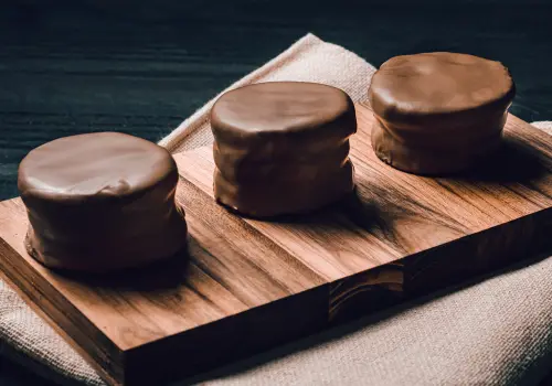 La golosina de todos: los alfajores vuelven a crecer en ventas y volumen, pero el cambio más profundo está en el perfil del consumidor