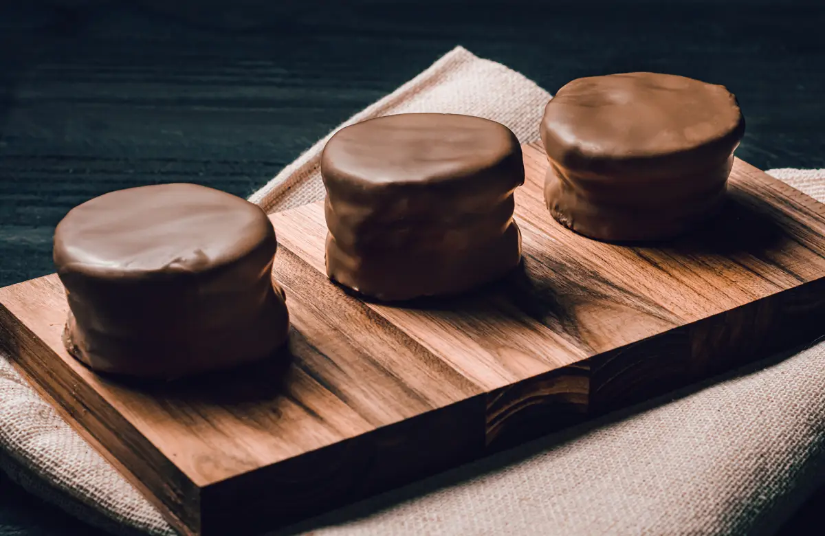 La golosina de todos: los alfajores vuelven a crecer en ventas y volumen, pero el cambio más profundo está en el perfil del consumidor