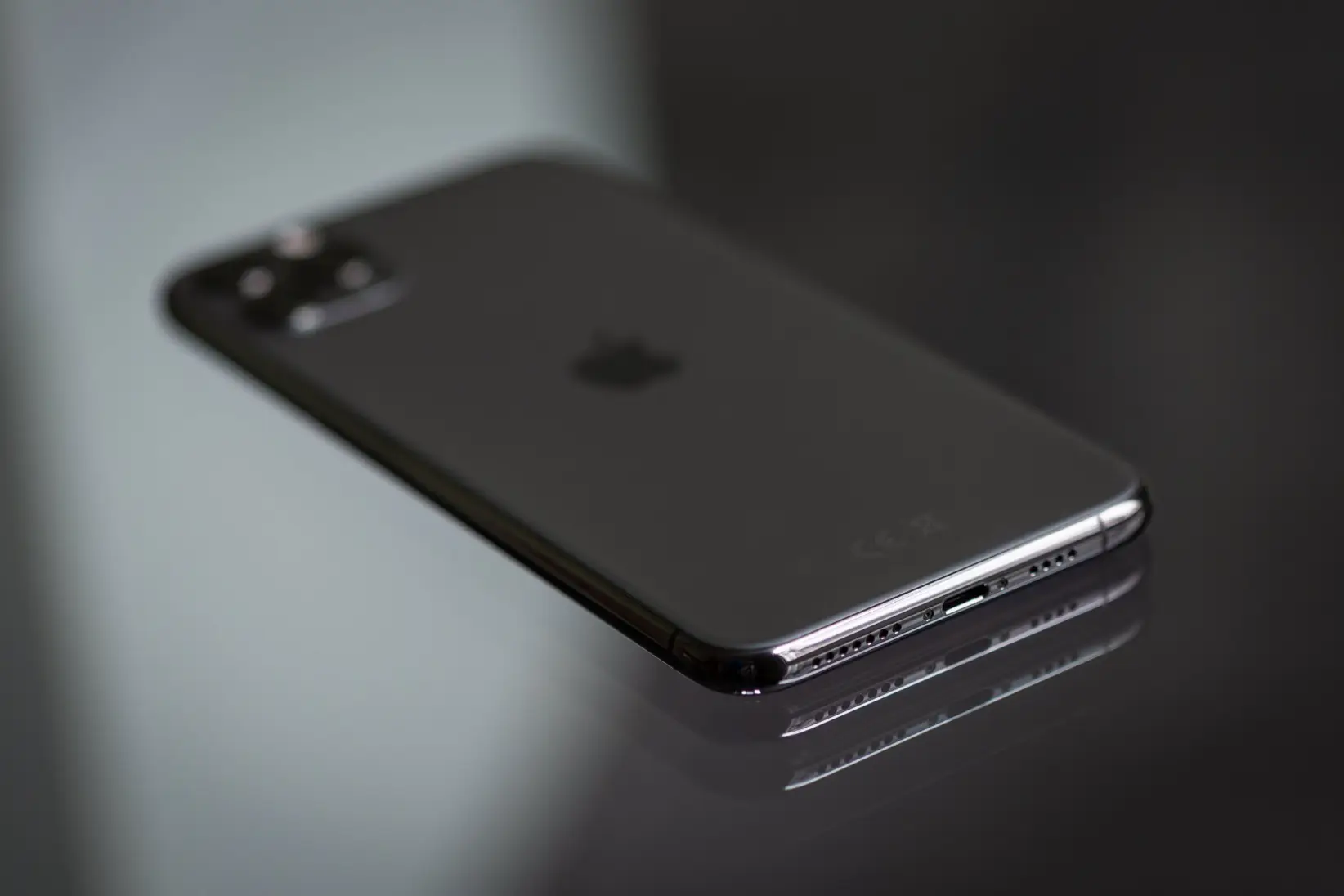 Iphone, apple (SE PUEDE USAR) - Pexels