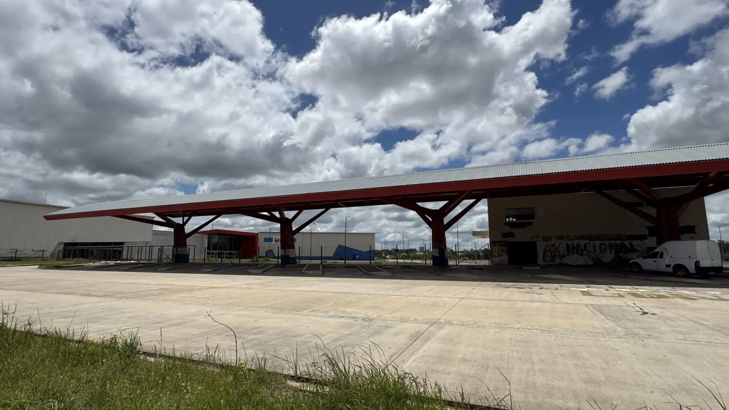 Predio del ex shopping Melancía, de Rivera