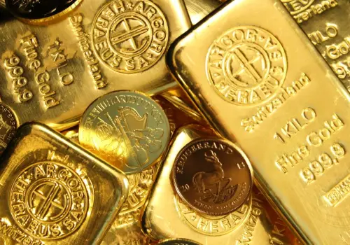 El oro alcanzó su precio más alto en dos meses y vuelve al radar de los inversores