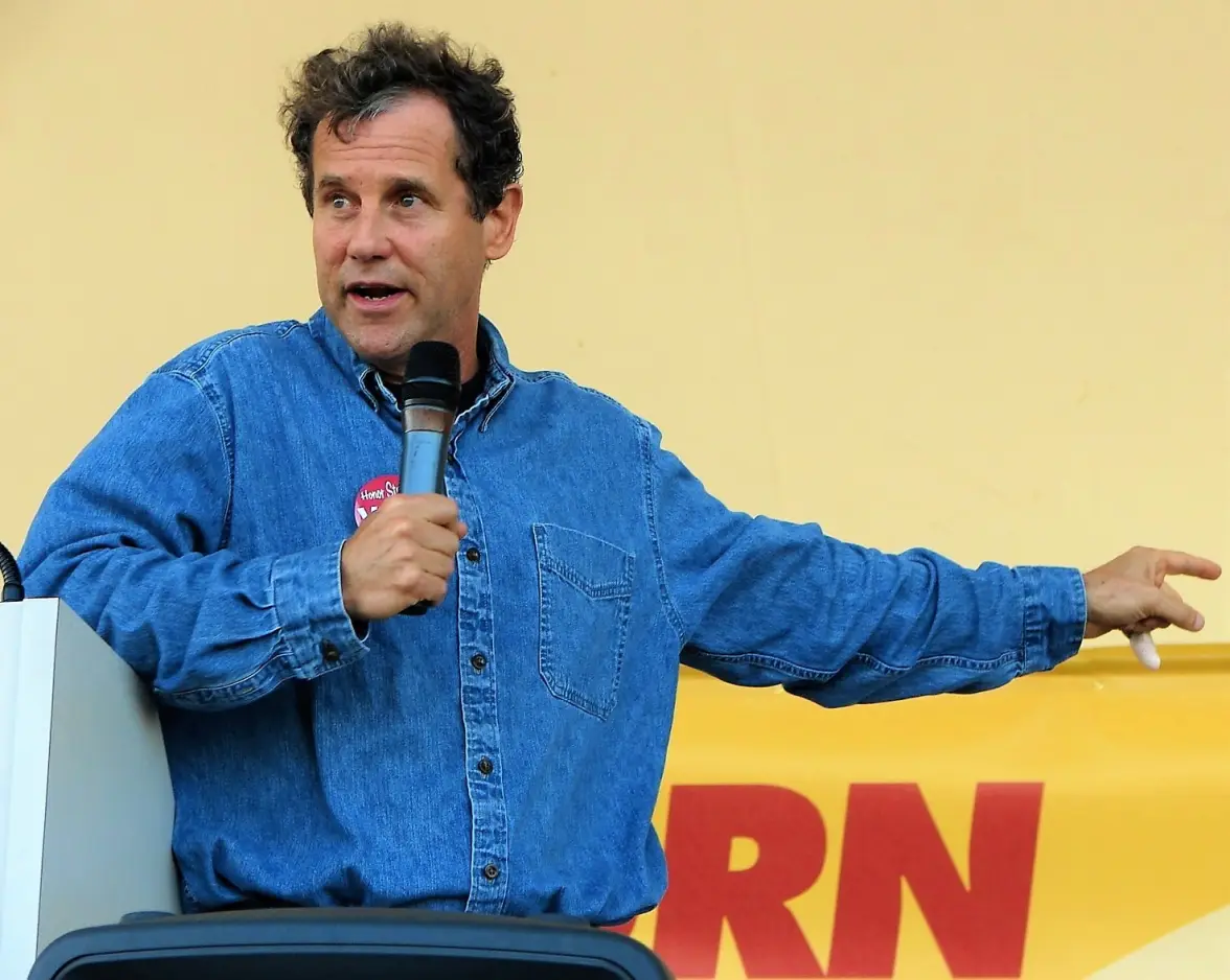 SE PUEDE USAR/Senador Sherrod Brown