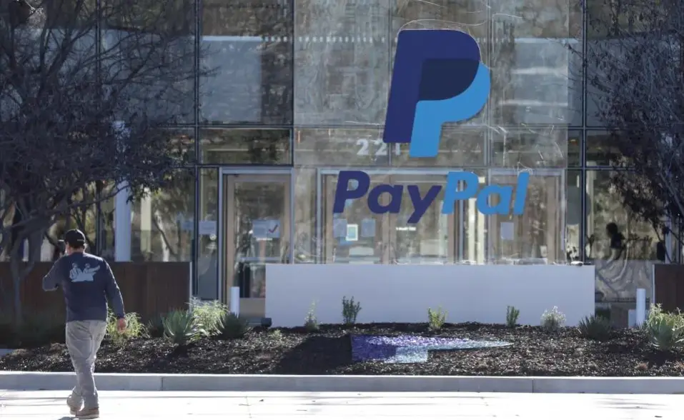 De un rally del 30% a un desplome del 15%: la noticia que sacudió a PayPal en Wall Street