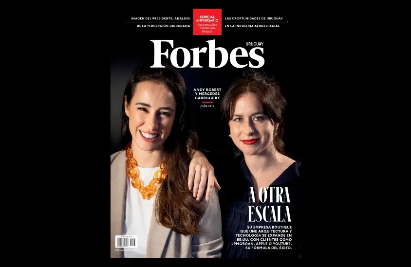 Primera tapa doble en Forbes Uruguay: Andy Robert y Mercedes Carriquiry son las protagonistas de la edición número 25