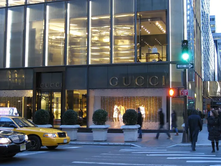Gucci (SE PUEDE USAR) Crédito: Achim Hepp, CC BY-SA 2.0, via Wikimedia Commons