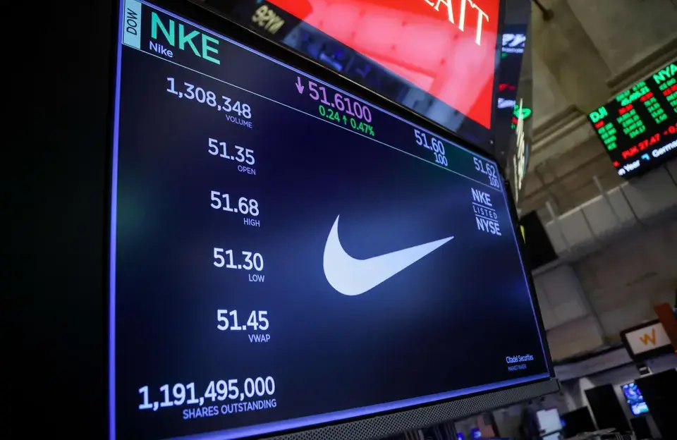 Nike quedará afuera del S&P 100 tras caer 78% desde su máximo histórico y una tecnológica ocupará su lugar