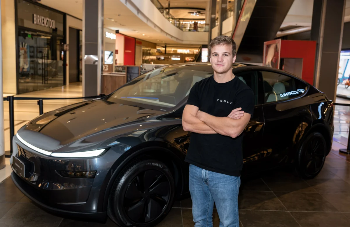 Andrés Folle, de Tesla Uruguay: la nueva tienda y las expectativas para la marca a nivel local