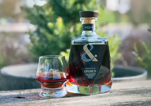 Todavía no salió a la venta y fue elegido el mejor bourbon de 2026