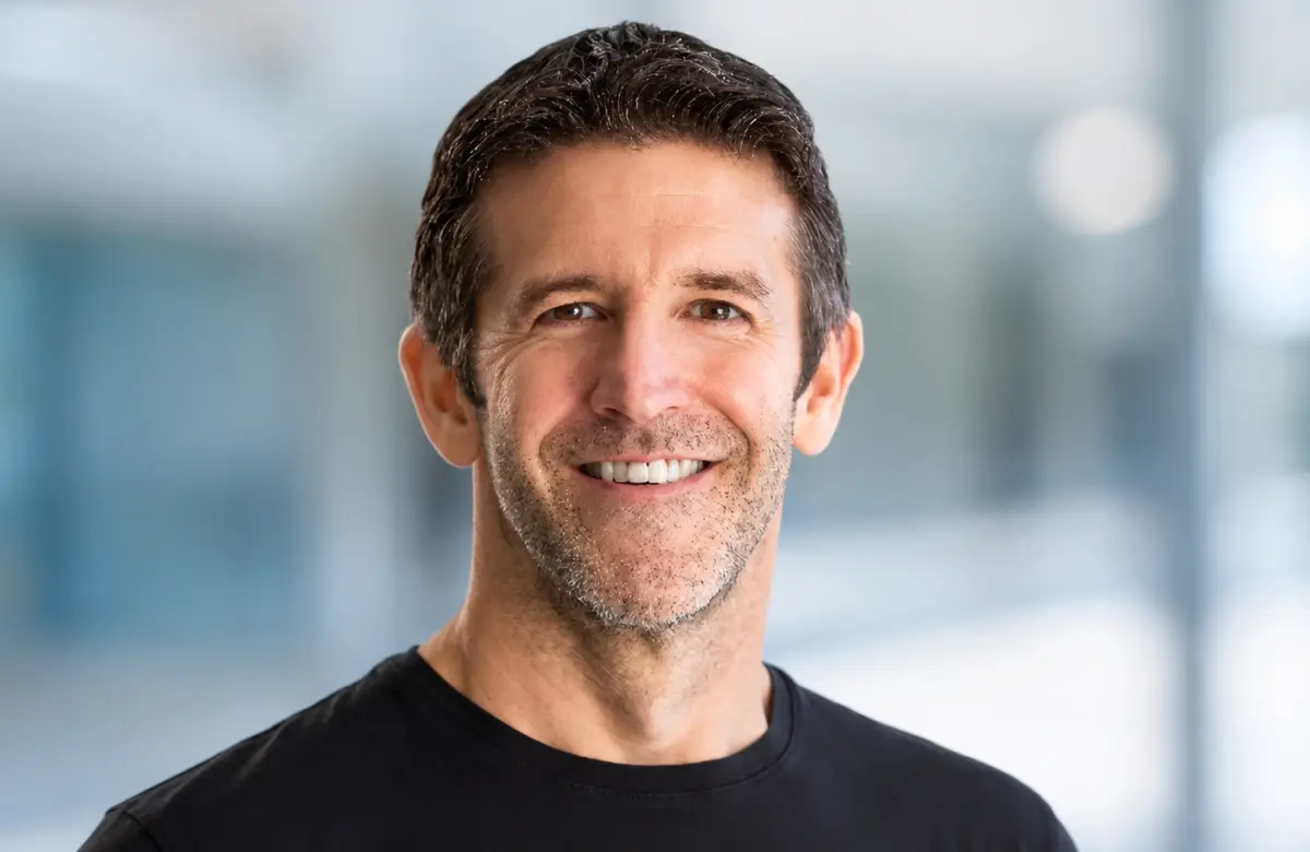 Apple inauguró la era del iPhone plegable en el debut de John Ternus como CEO