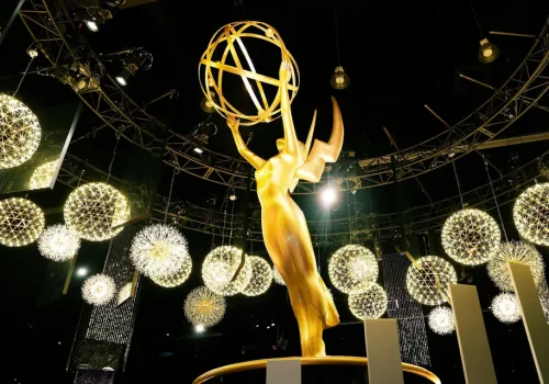 La guerra millonaria por los derechos de transmisión de los premios Emmy 