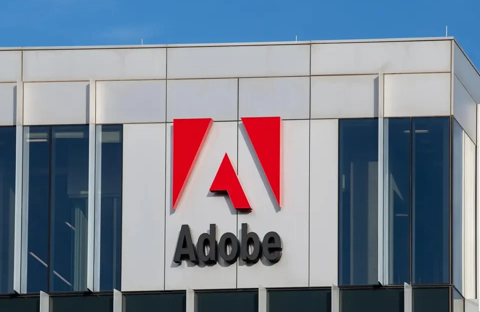 La acción de Adobe se hundió 28%: la señal que espera el mercado para volver a comprar