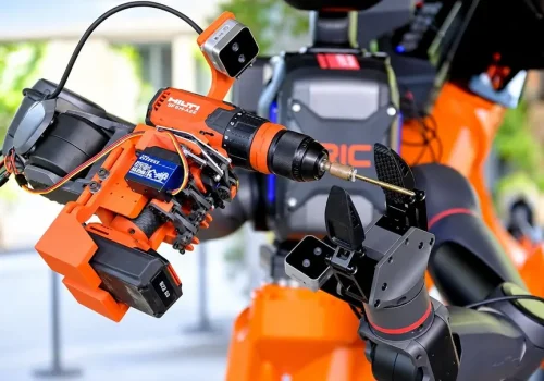 Una startup creó un sistema para que los robots usen herramientas de construcción como un humano