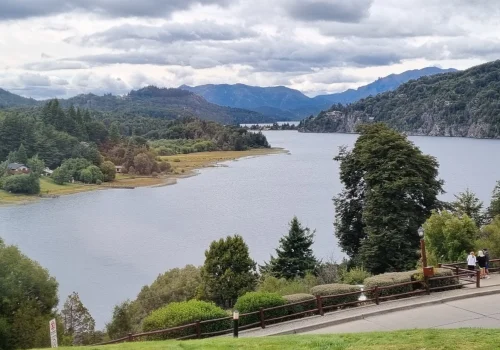 Bariloche fue elegida entre las mejores islas y playas para visitar en 2027, según Lonely Planet