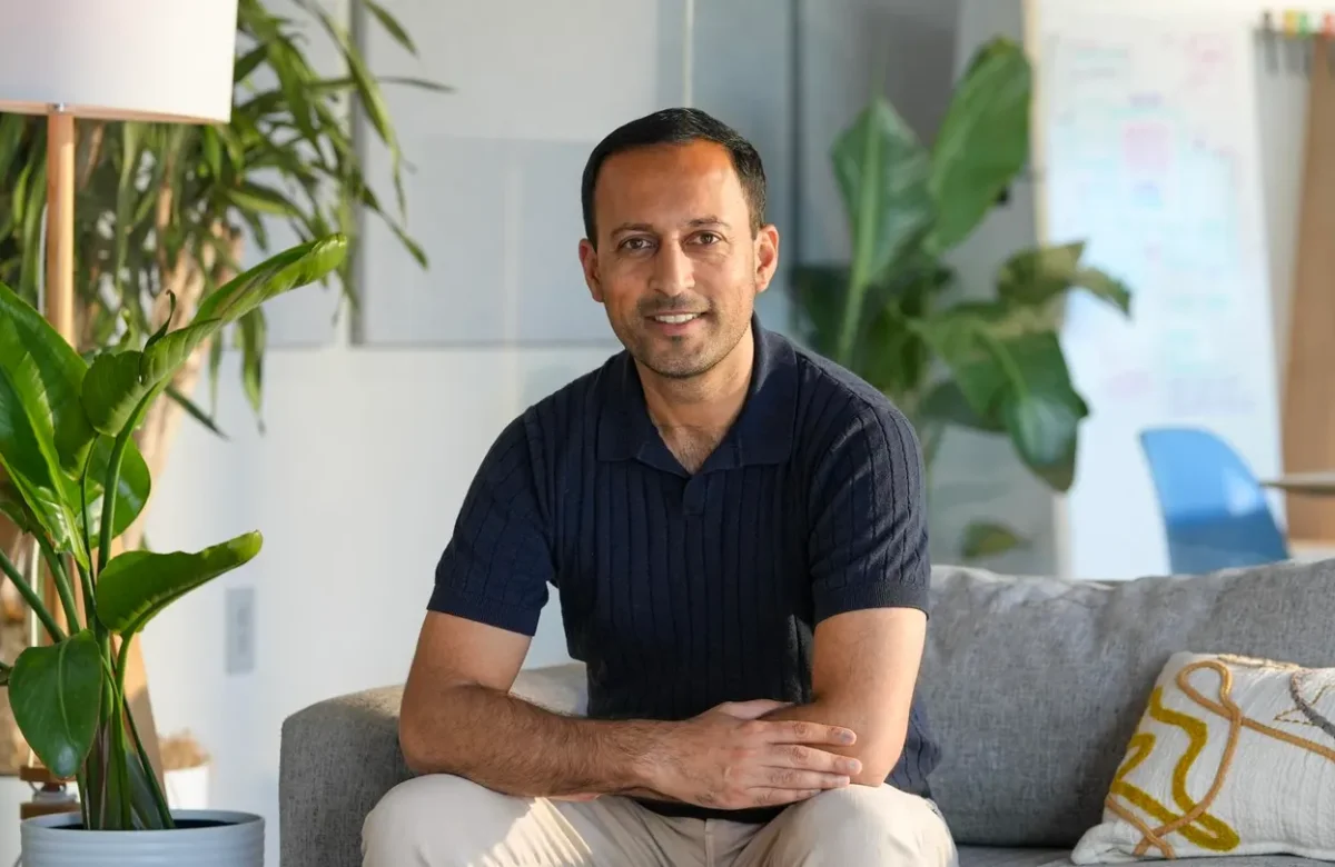 El cofundador de Udemy apuesta contra la universidad tradicional con una nueva academia de IA