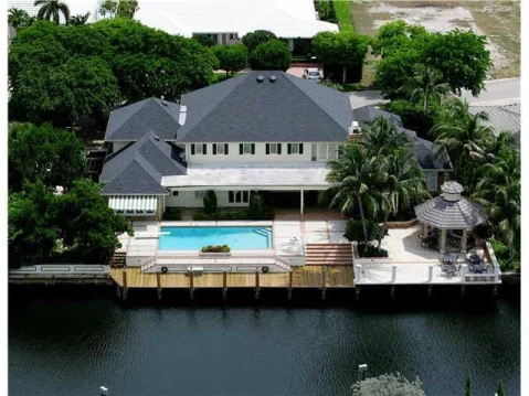 71 Compass Lane, Fort Lauderdale, FL 33308.