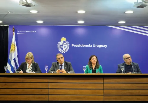 Competencia, trámites y precios: qué dicen los expertos sobre la reforma que busca reducir el costo de vida en Uruguay