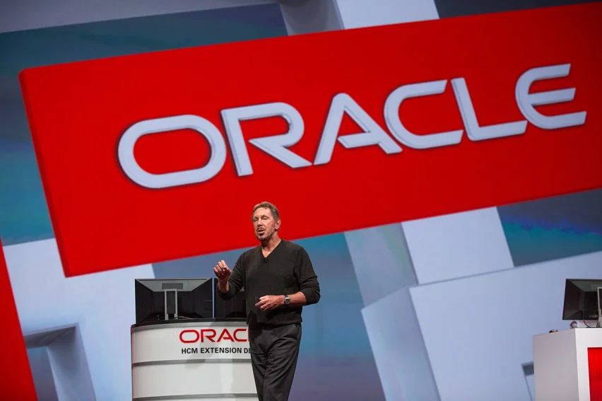 Larry Ellison (SE PUEDE USAR)  Crédito: Oracle PR, CC BY 2.0, via Wikimedia Commons - Wikimedia Commons