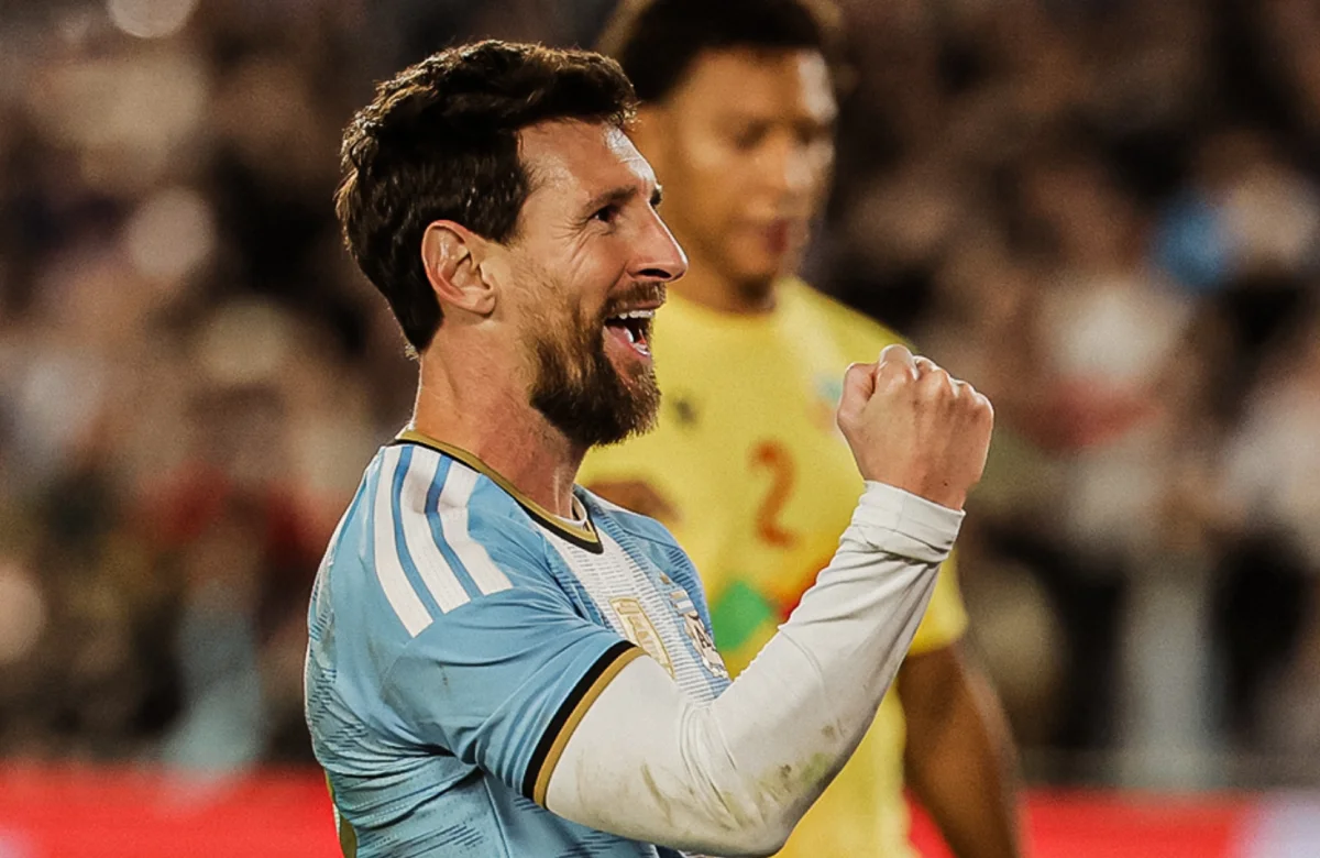 Messi se despidió de la Selección entre lágrimas, goles y una noche cargada de homenajes en el Monumental