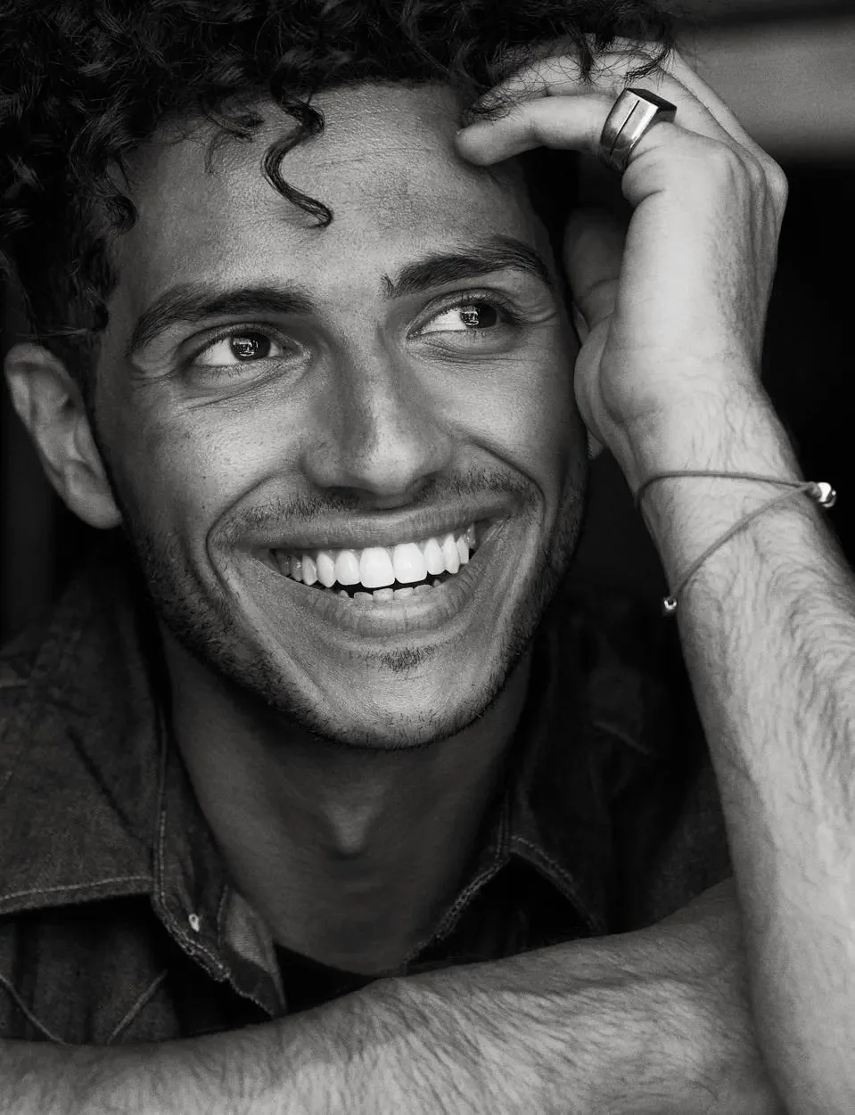 Mena Massoud (NO VOLVER A USAR) Crédito: Alexi Lubomirski - Alexi Lubomirski