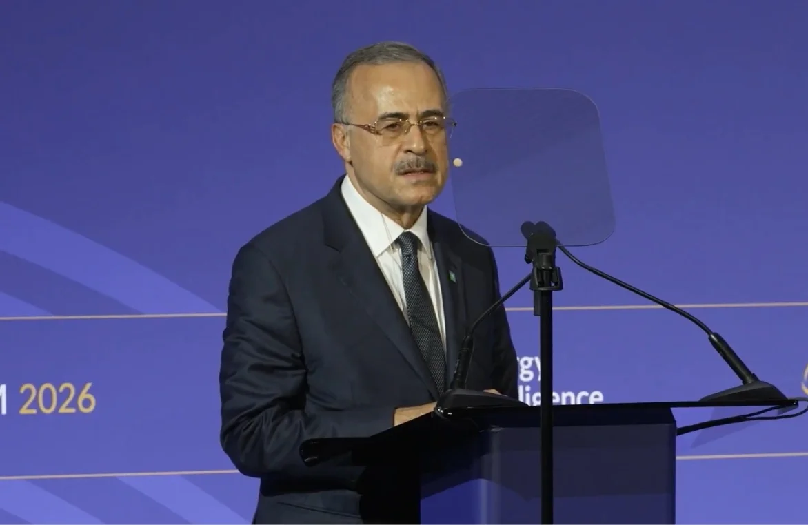 El CEO de Saudi Aramco aseguró que el colchón petrolero global está al límite