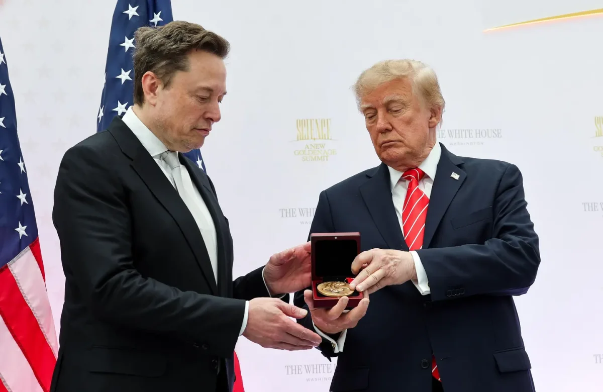 En fotos: Trump distinguió a Elon Musk, Jensen Huang y otros gigantes tecnológicos en la Casa Blanca