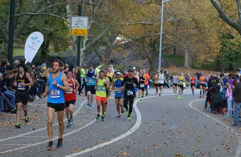 Maratón de Nueva York 2026: los mejores lugares para ver la carrera y dónde alojarse