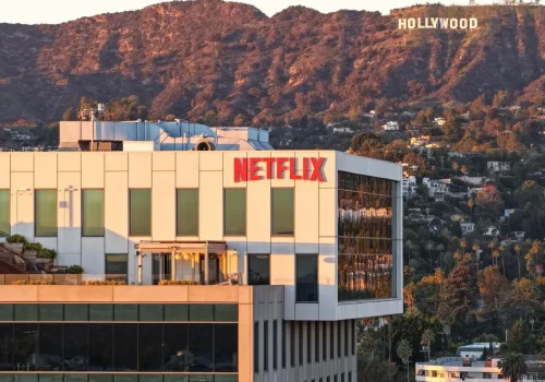 Netflix ganó 44% más en el tercer trimestre, pero su crecimiento se desacelera: qué reveló el balance