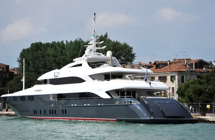 ¿Cuánto cuesta pasar una semana en yate por el Mediterráneo?