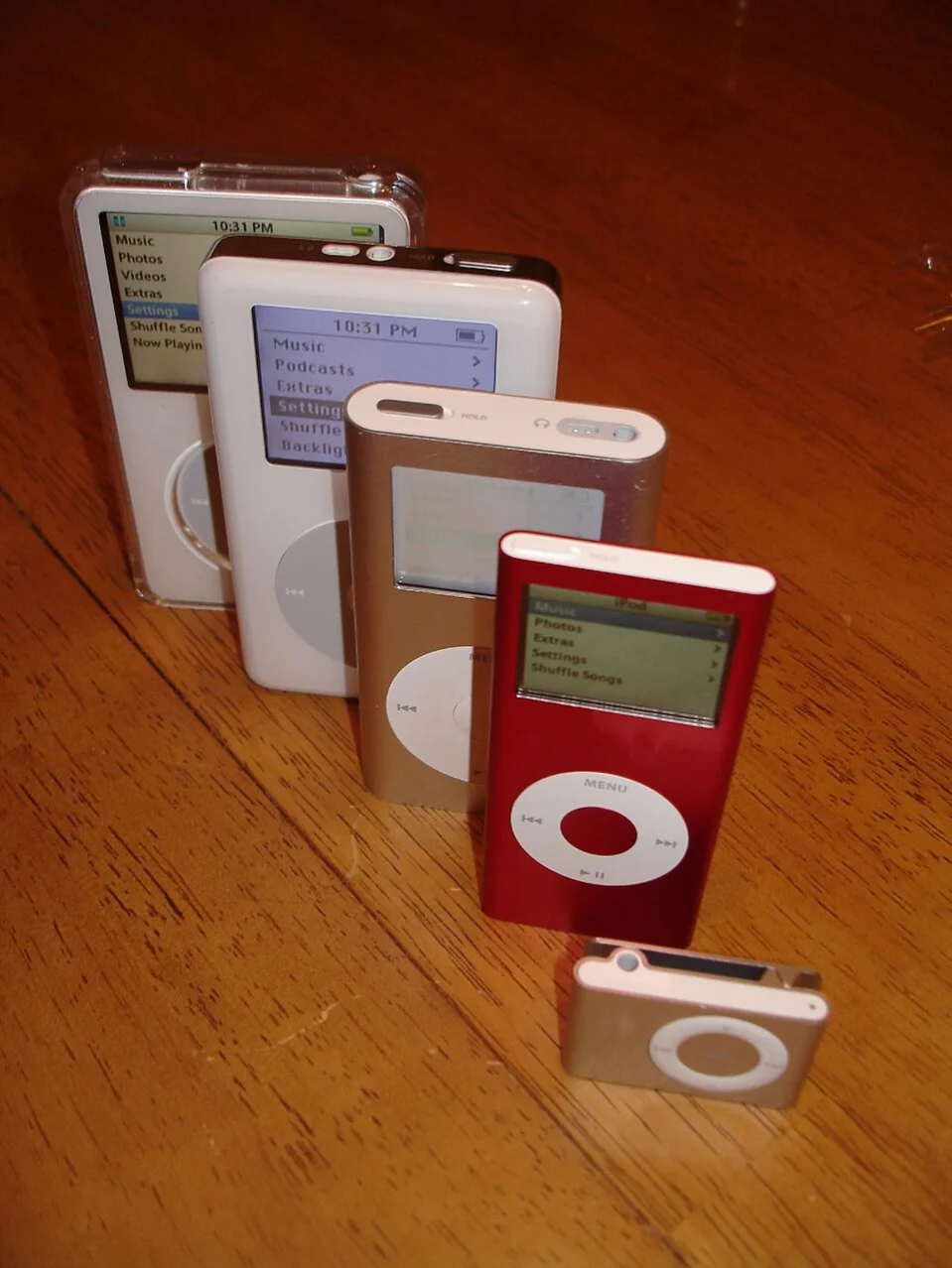 iPod (SE PUEDE USAR) Crédito: Chris Harrison from Augusta, GA, USA, CC BY-SA 2.0, via Wikimedia Commons - Wikimedia Commons